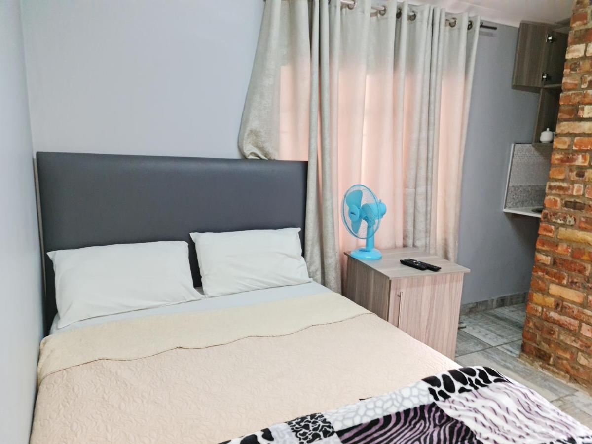 Hasate Guest House 10 Florence Street Oakdale Belliville 7530 Cape Town South African Екстер'єр фото