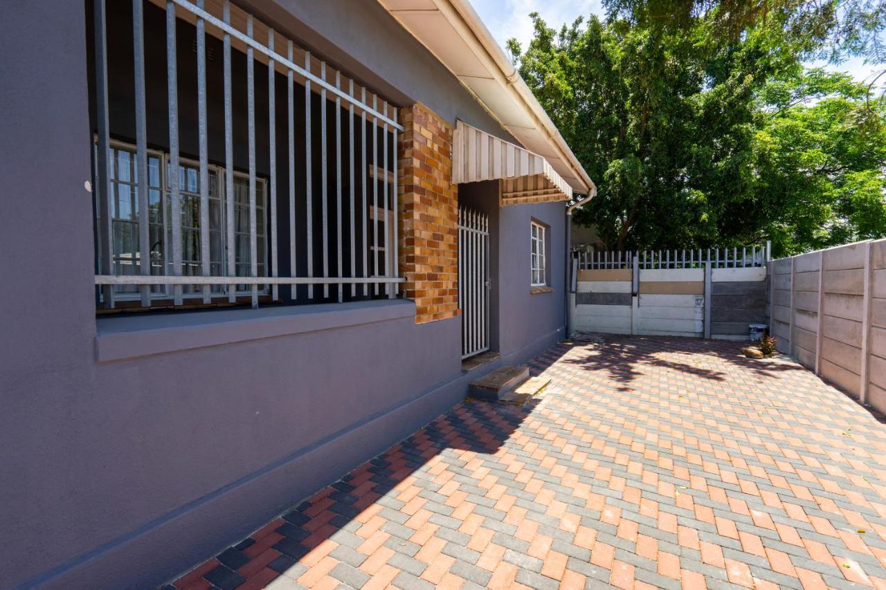 Hasate Guest House 10 Florence Street Oakdale Belliville 7530 Cape Town South African Екстер'єр фото