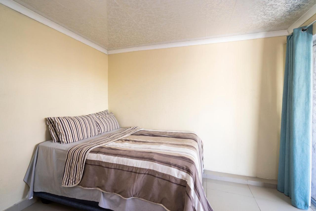 Hasate Guest House 10 Florence Street Oakdale Belliville 7530 Cape Town South African Екстер'єр фото