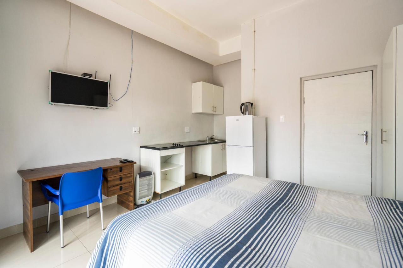 Hasate Guest House 10 Florence Street Oakdale Belliville 7530 Cape Town South African Екстер'єр фото